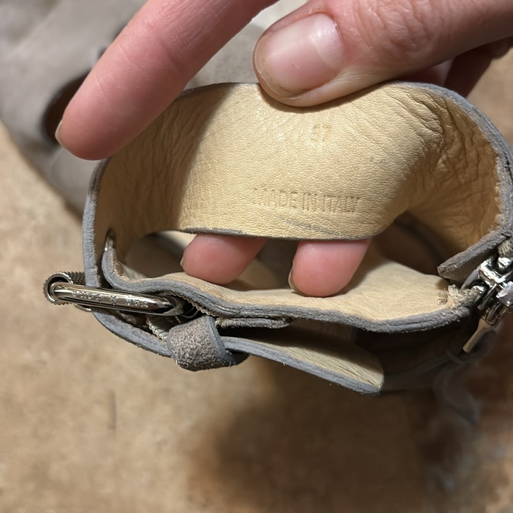 RAG & BONE “Mari” sandals in “Cemento suede” - Picture 4 of 7